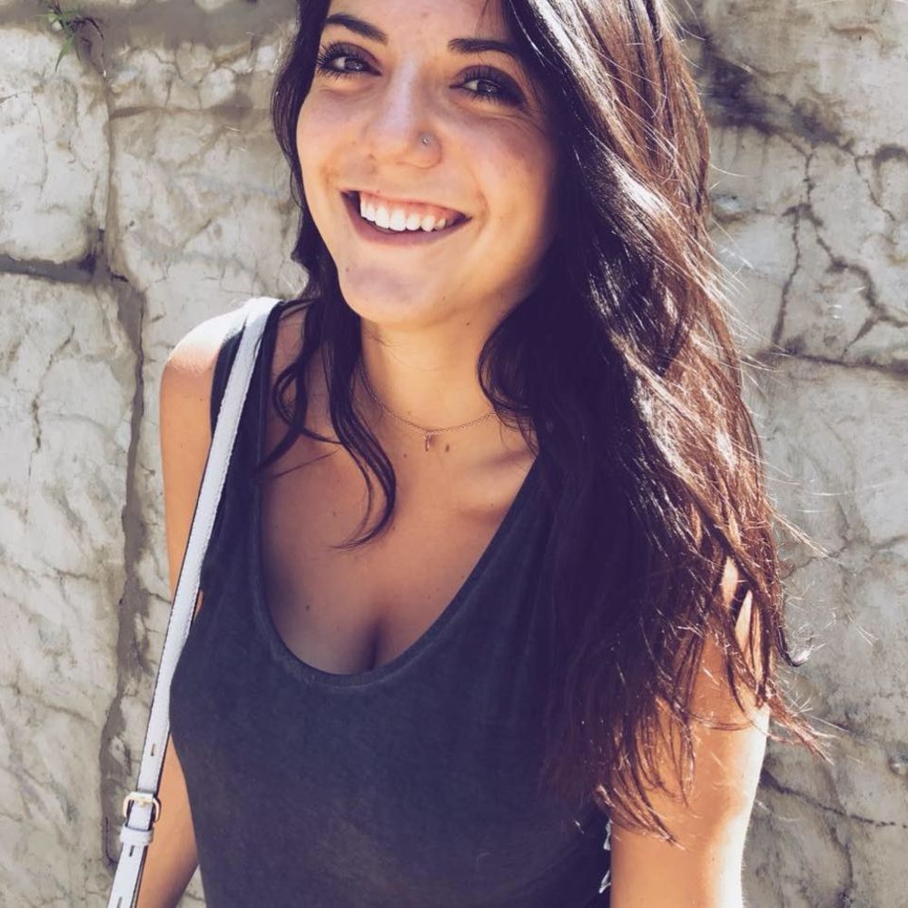 Meet your Posher, Eva